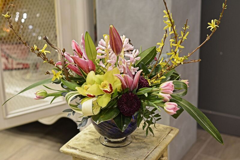 A thoughtful floral arrangement for an everyday moment